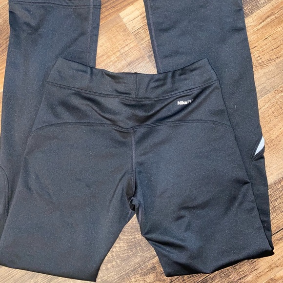 NIKE FIT DRY, SIZE XS (0-2), Black with reflective strip along zippered ankles - Picture 2 of 4